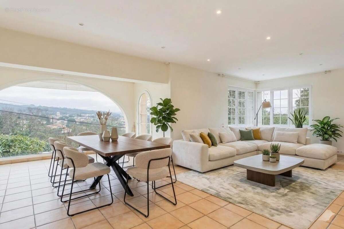 Photo 4 - Maison à LABEAUME