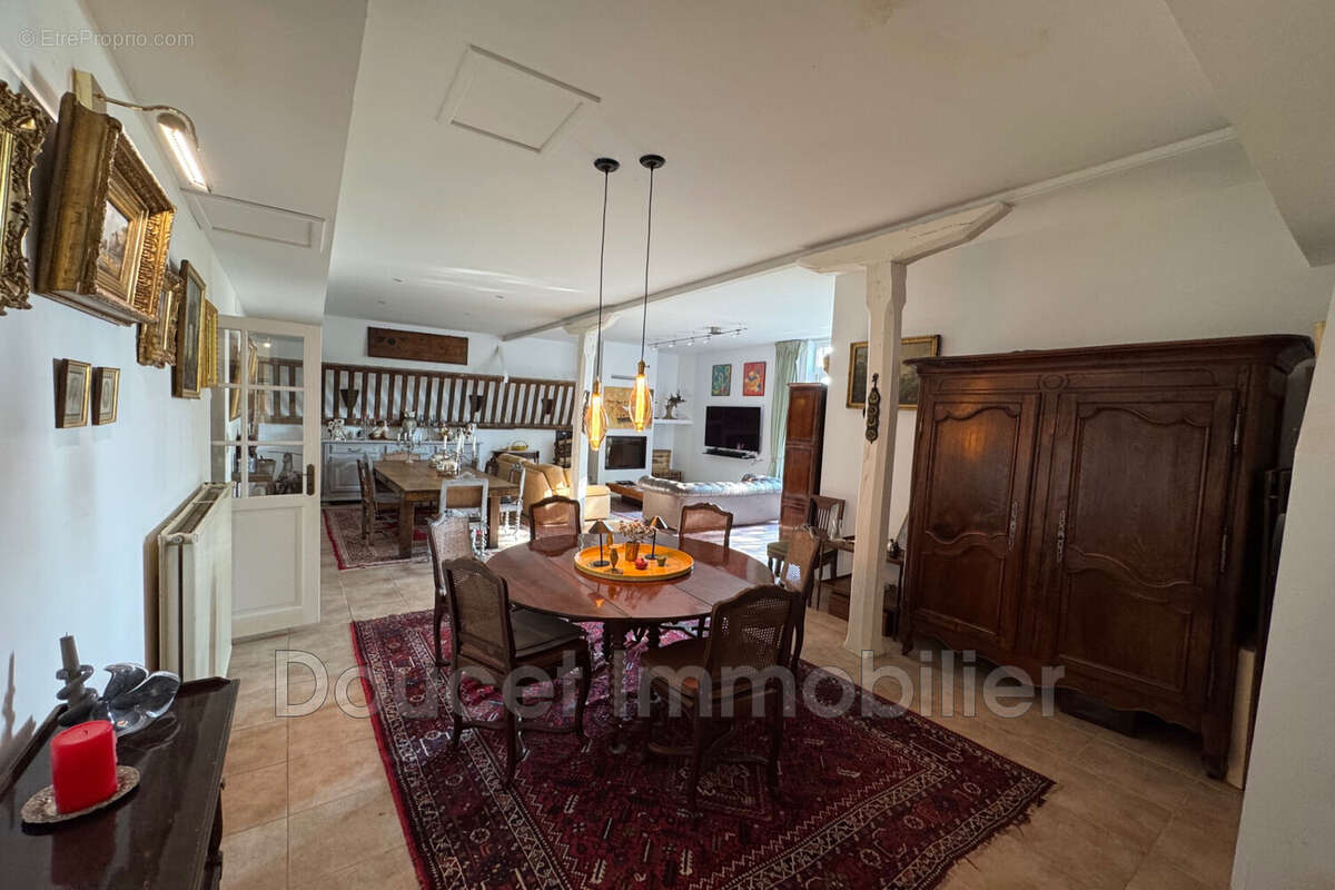 Maison à ESPONDEILHAN