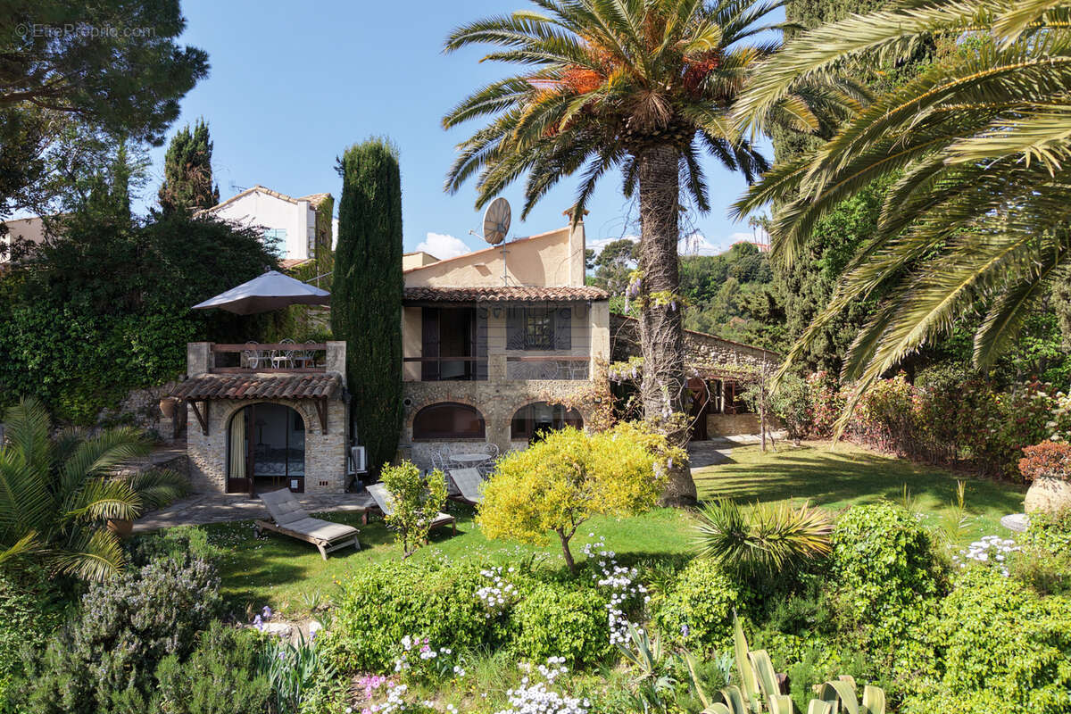 Maison à CAGNES-SUR-MER