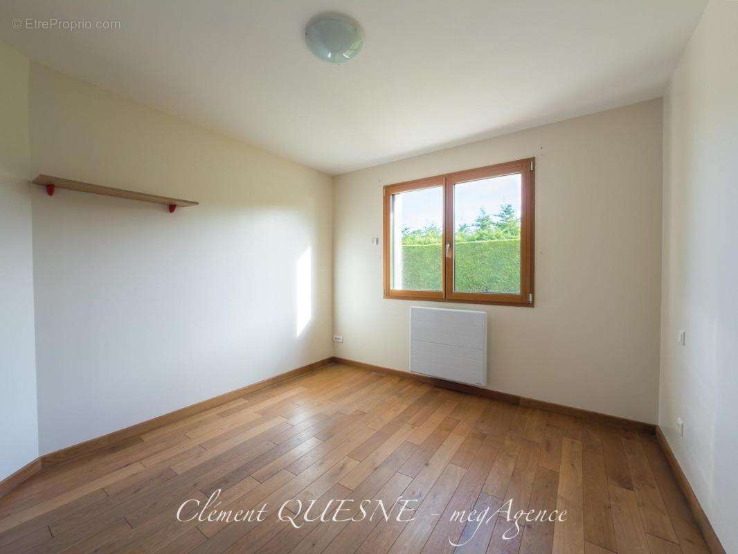 Maison à BERNEVAL-LE-GRAND