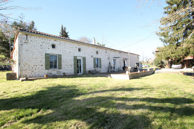 Maison à vendre 4 pièces 120 m² proche de MARMANDE (47)- Dépendances- Terrain 11 000m² - photo 20