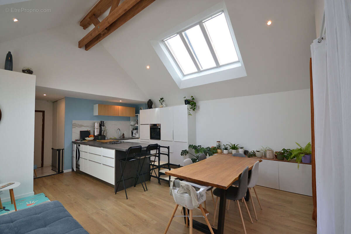 Appartement à SEVRIER