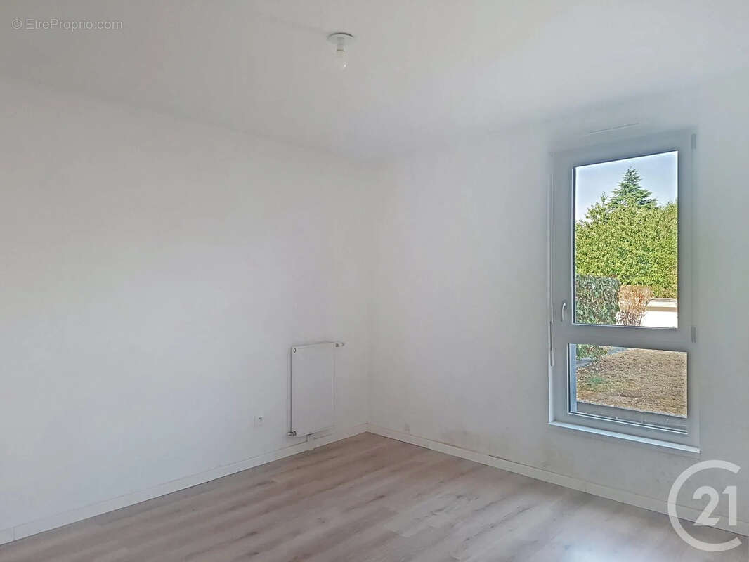 Appartement 40 m² à Melun  - photo 6