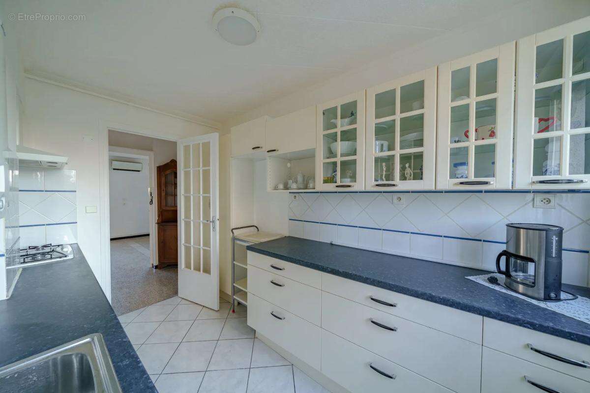 Appartement à MARSEILLE-15E