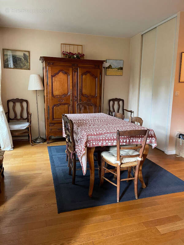 Appartement à VAUCRESSON