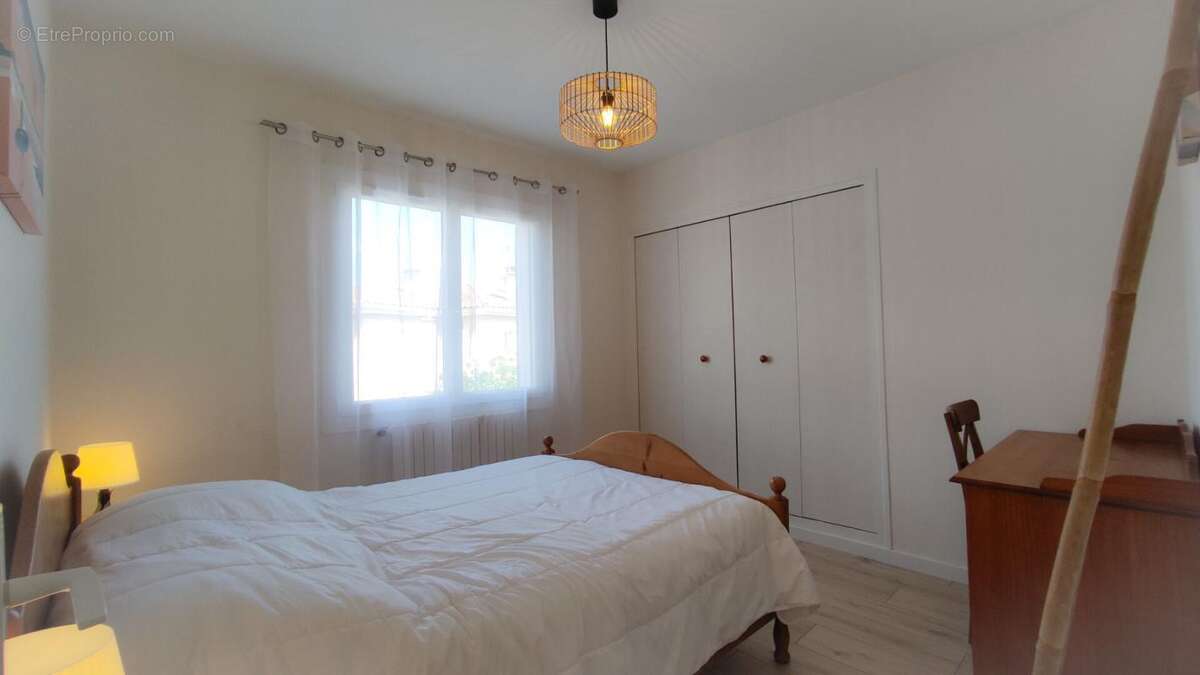 Maison à LA LONDE-LES-MAURES