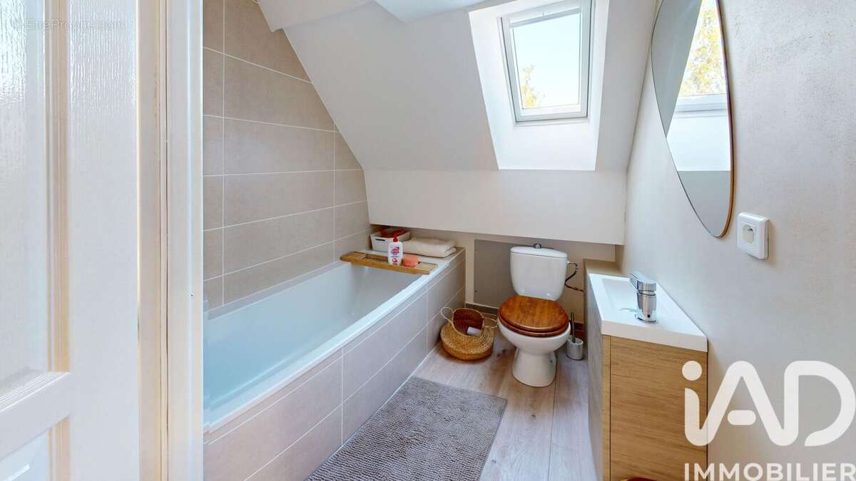 Photo 9 - Maison à ARC-SUR-TILLE