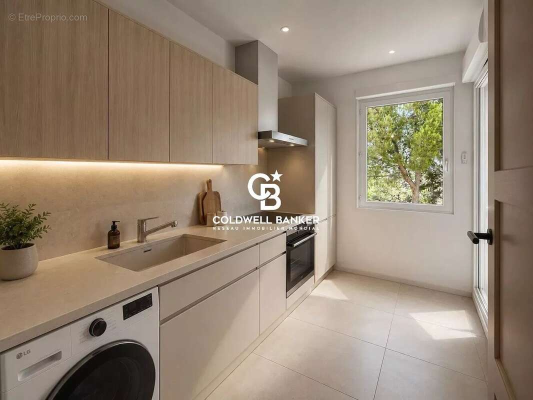 Appartement T4 et Garage, résidence de standing avec piscine proche centre ville - 83400 Hyères - photo 11