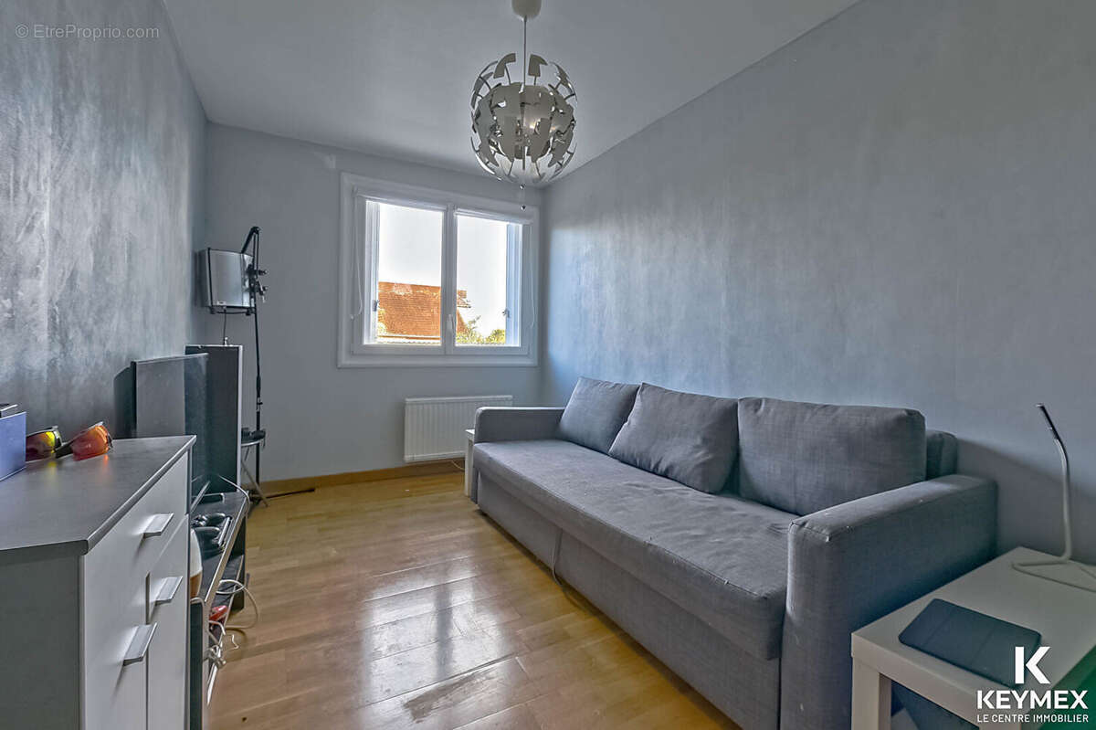 Appartement à CHAMPAGNE-SUR-OISE