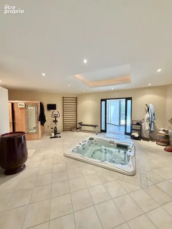 Villa avec vue, jacuzzi, hammam, sauna et piscine - photo 10