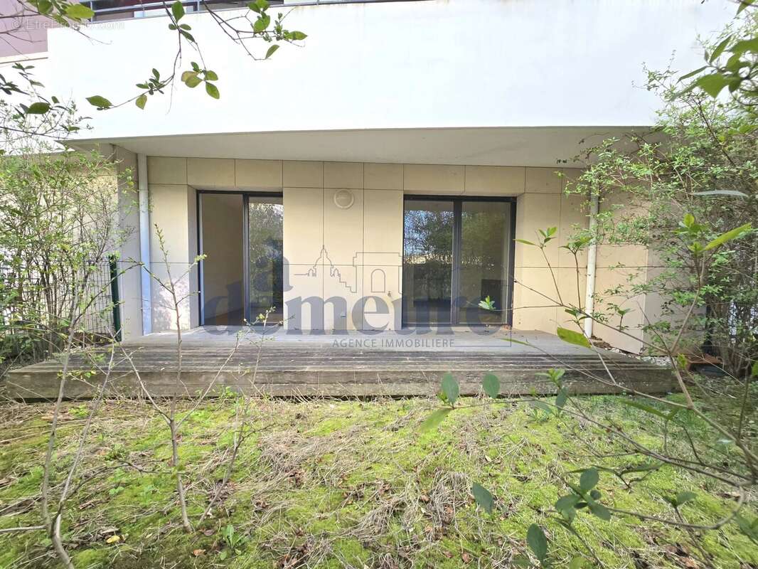 Appartement à ISSY-LES-MOULINEAUX