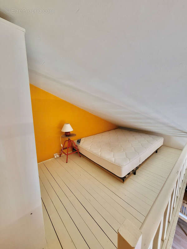 Appartement à AURONS