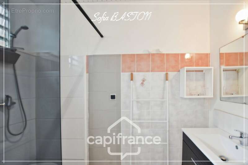 Maison à LES TROIS-ILETS