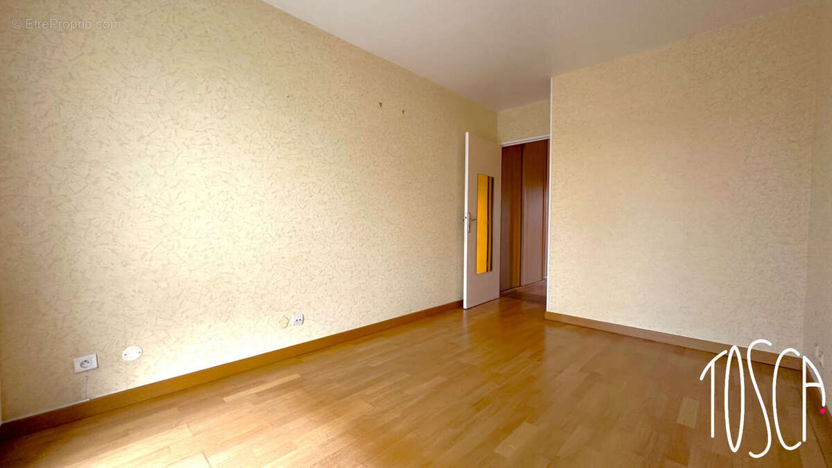 Appartement à THIAIS