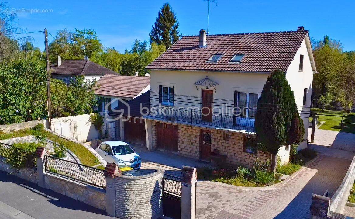 Maison à VILLIERS-SUR-MORIN