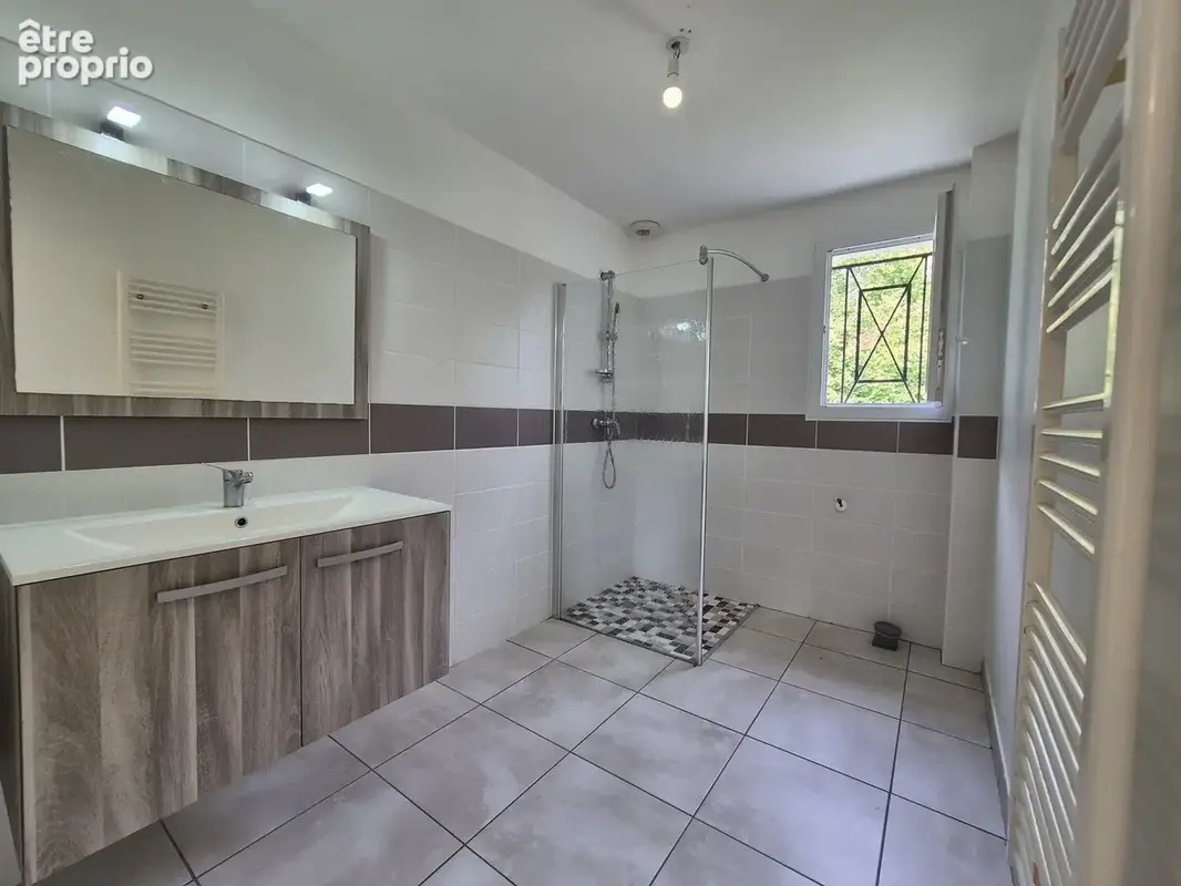 Maison 105 m² à Sainte-Livrade-Sur-Lot  - photo 24