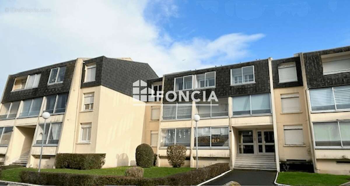 Appartement à COURSEULLES-SUR-MER