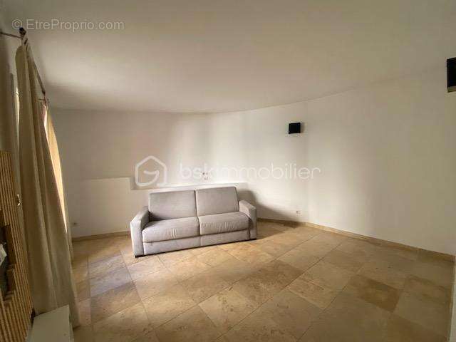 Appartement à FAYENCE