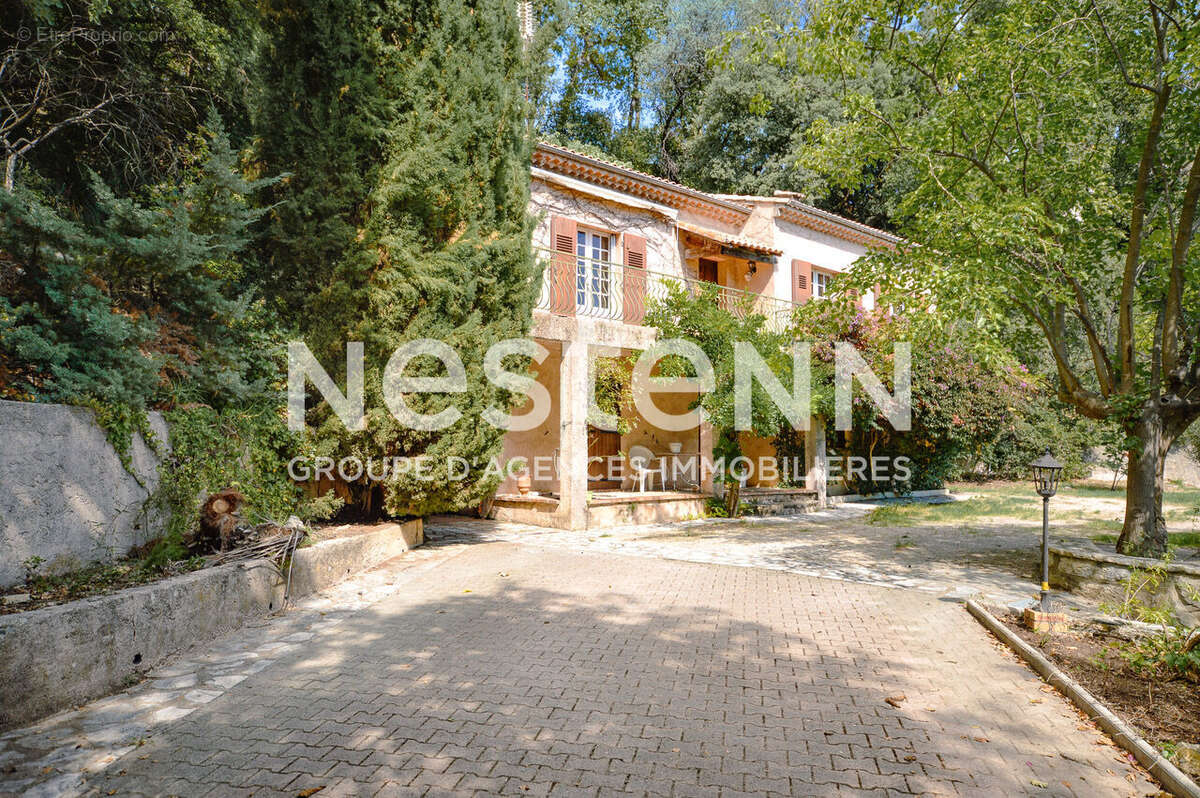 Maison à DRAGUIGNAN