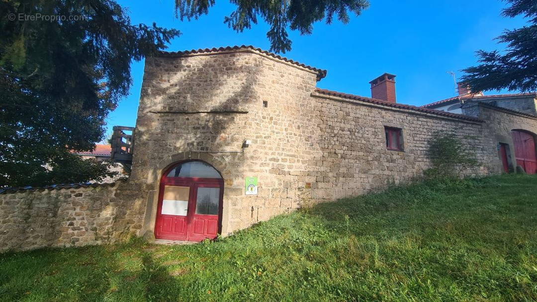 Maison à SAINT-GENEST-MALIFAUX