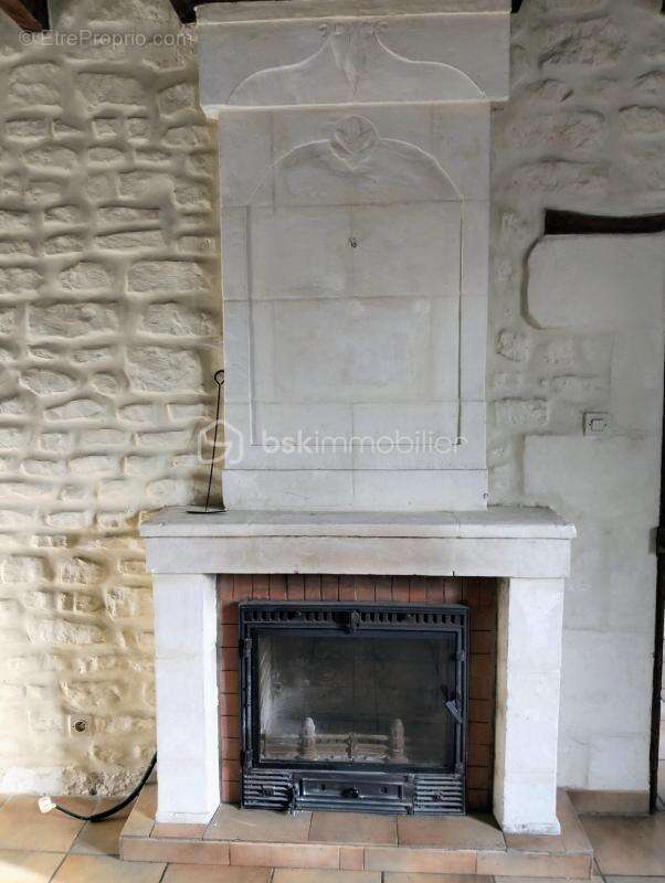  Maison familiale en pierre – 130 m² – Parçay-sur-Vienne - photo 5