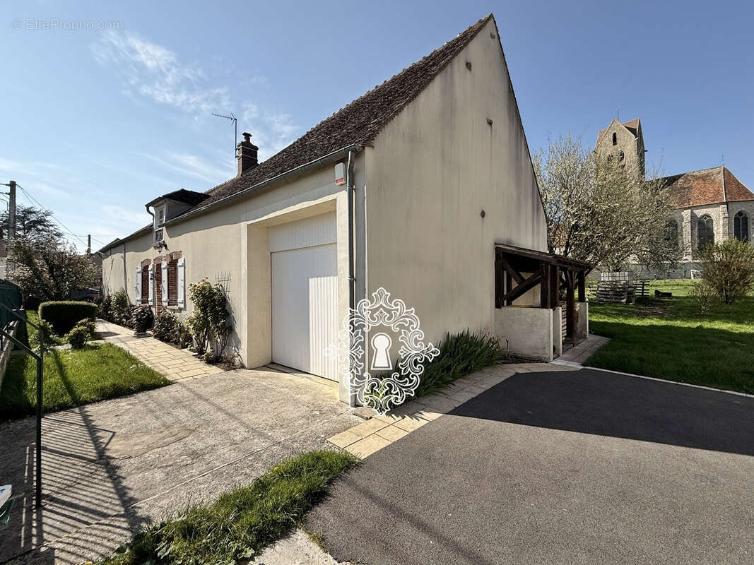 Maison à DONNEMARIE-DONTILLY