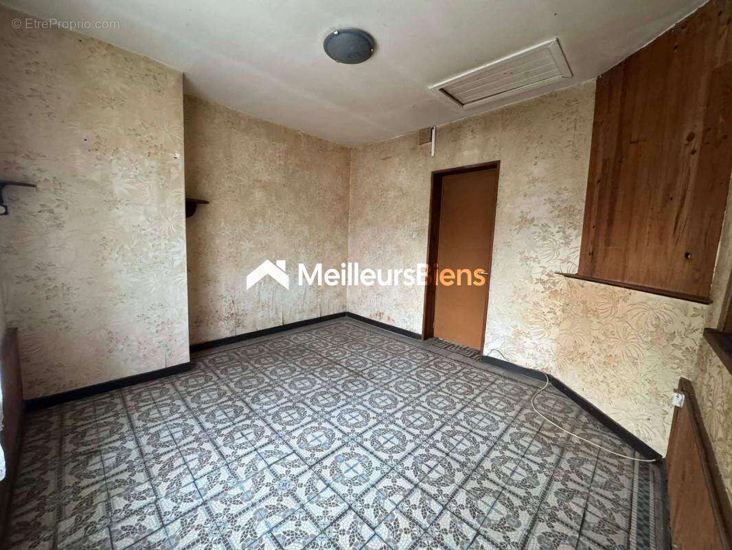 Maison à RECQUIGNIES