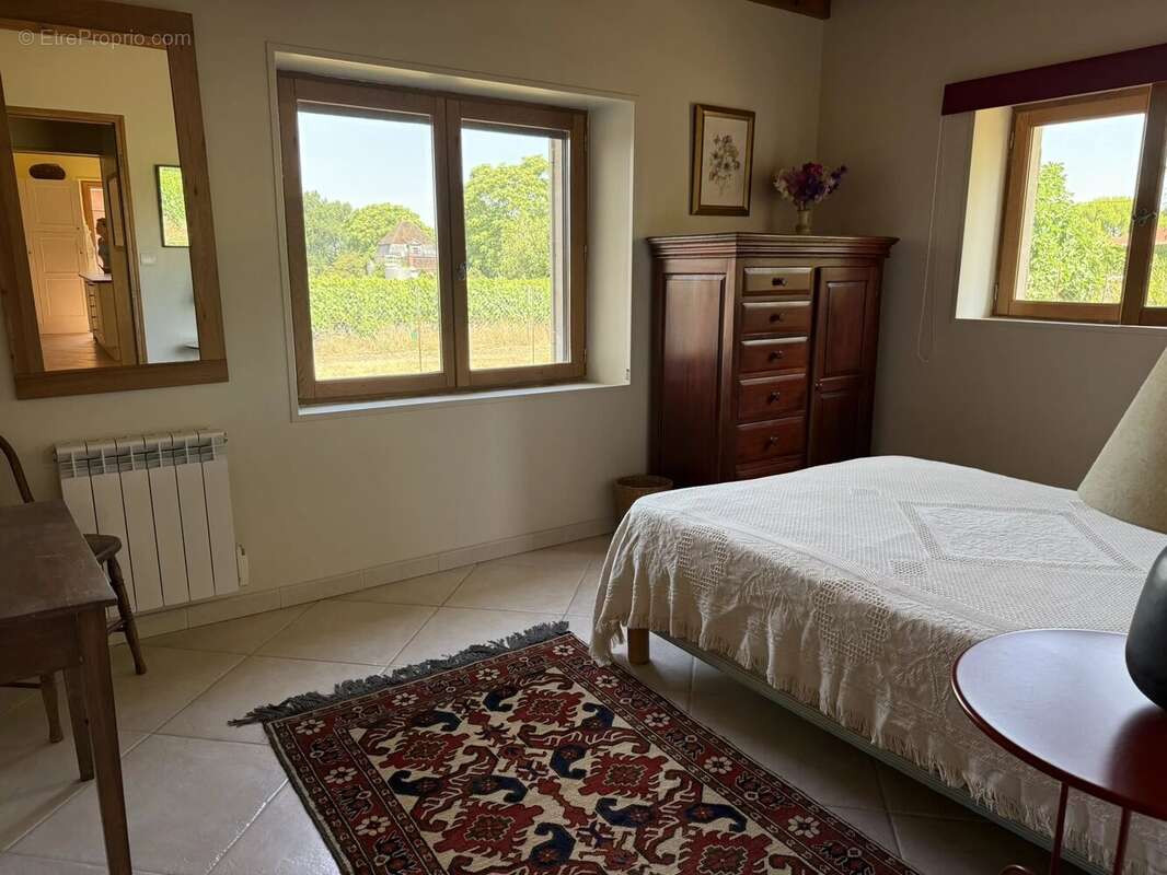 Maison de 5 chambres, dont une au rez-de-chaussée - photo 8
