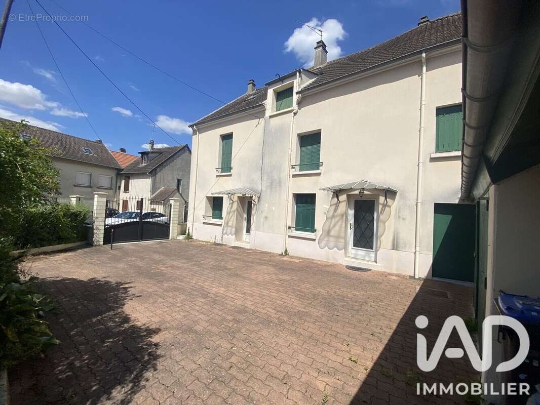 Photo 4 - Maison à NANTEUIL-LES-MEAUX