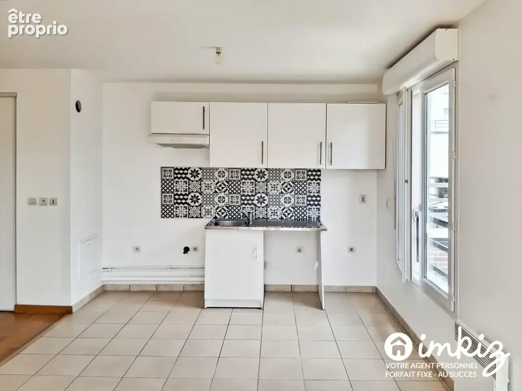 Villeneuve-le-Roi  – À 8 min du RER -2p 49m² - photo 5