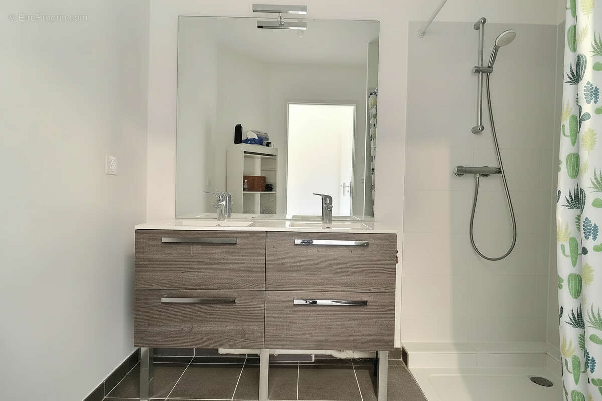 Appartement 79m² à saint-denis - photo 14
