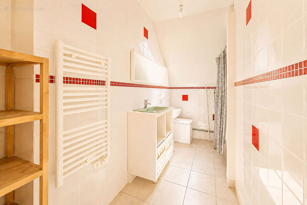 Exclusivité ; Immeuble hyper-centre de SEDAN RÉNOVÉ - photo 4