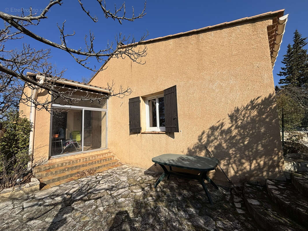 Maison à VAISON-LA-ROMAINE