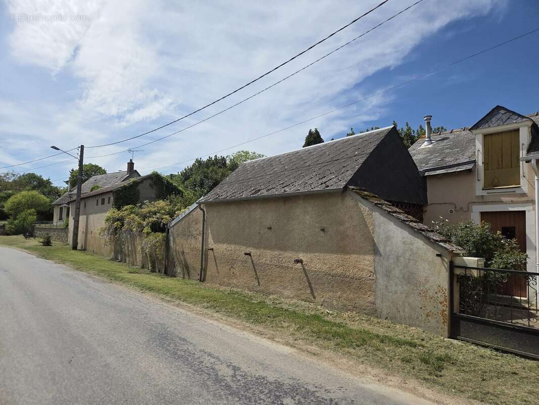 Maison à NERONDES