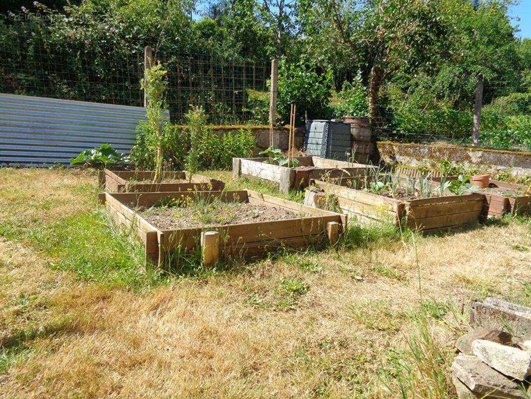 Beurieres (63), maison de 107 m2, 3 chambres sur 419 m2 de terrain - photo 14