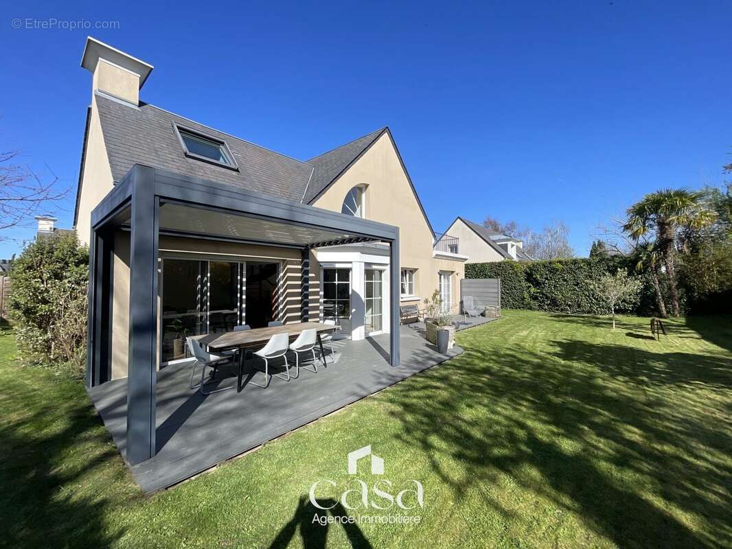 Maison à HEROUVILLE-SAINT-CLAIR