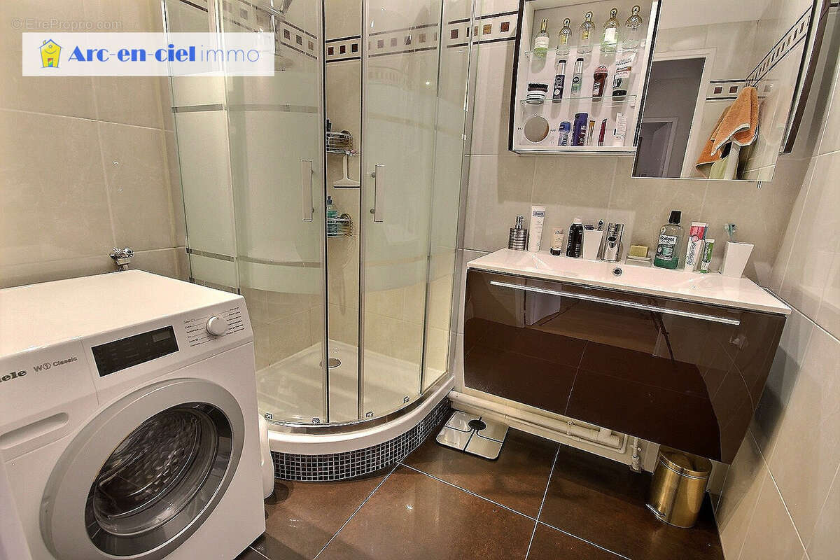 Appartement à PARIS-19E