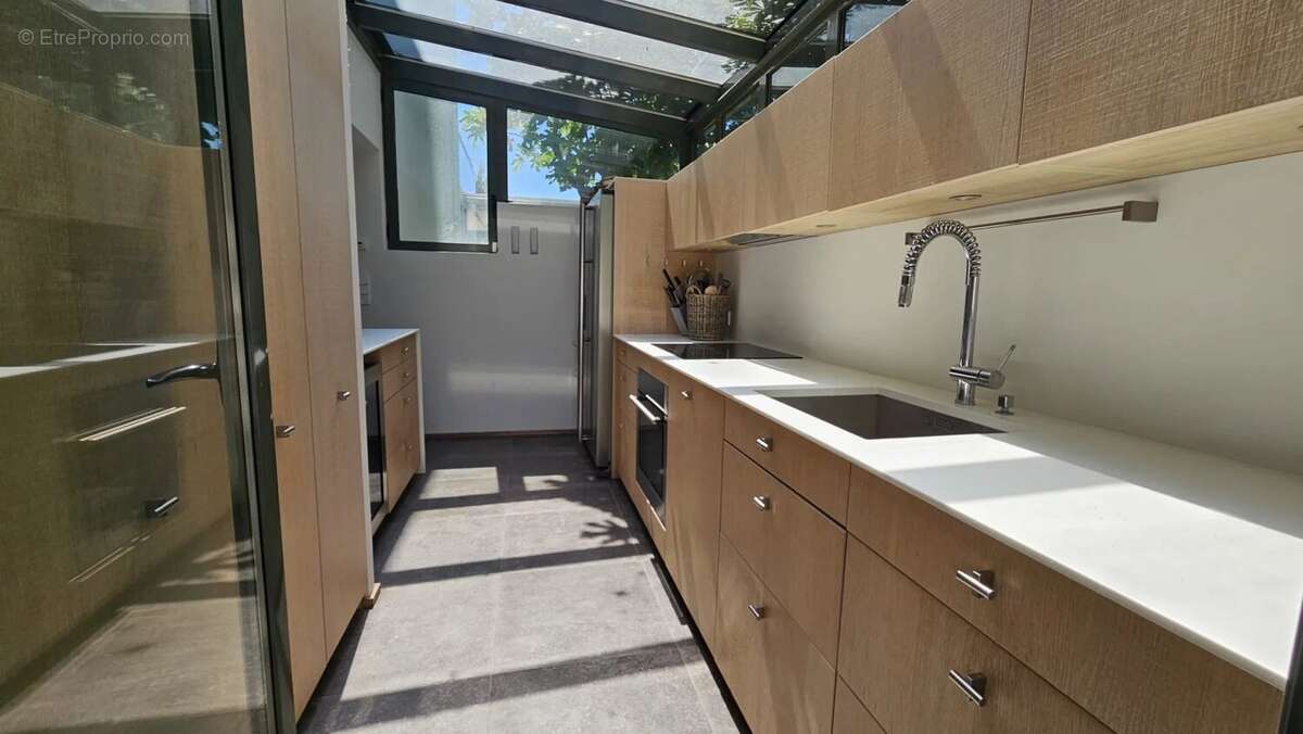 Exclusivité - Cap d'Antibes Gallice - 3P en rez-de-jardin surélevé  - Vue magnifique mer - photo 8