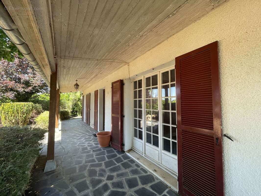 Maison à FERRIERES-EN-GATINAIS