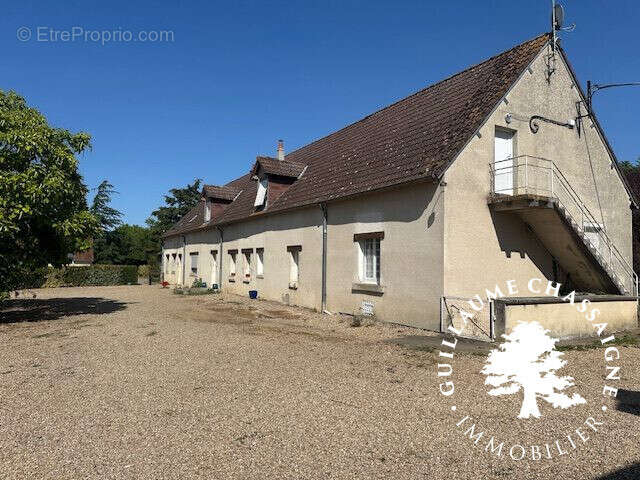 Maison 512 m² à Issoudun  - photo 6
