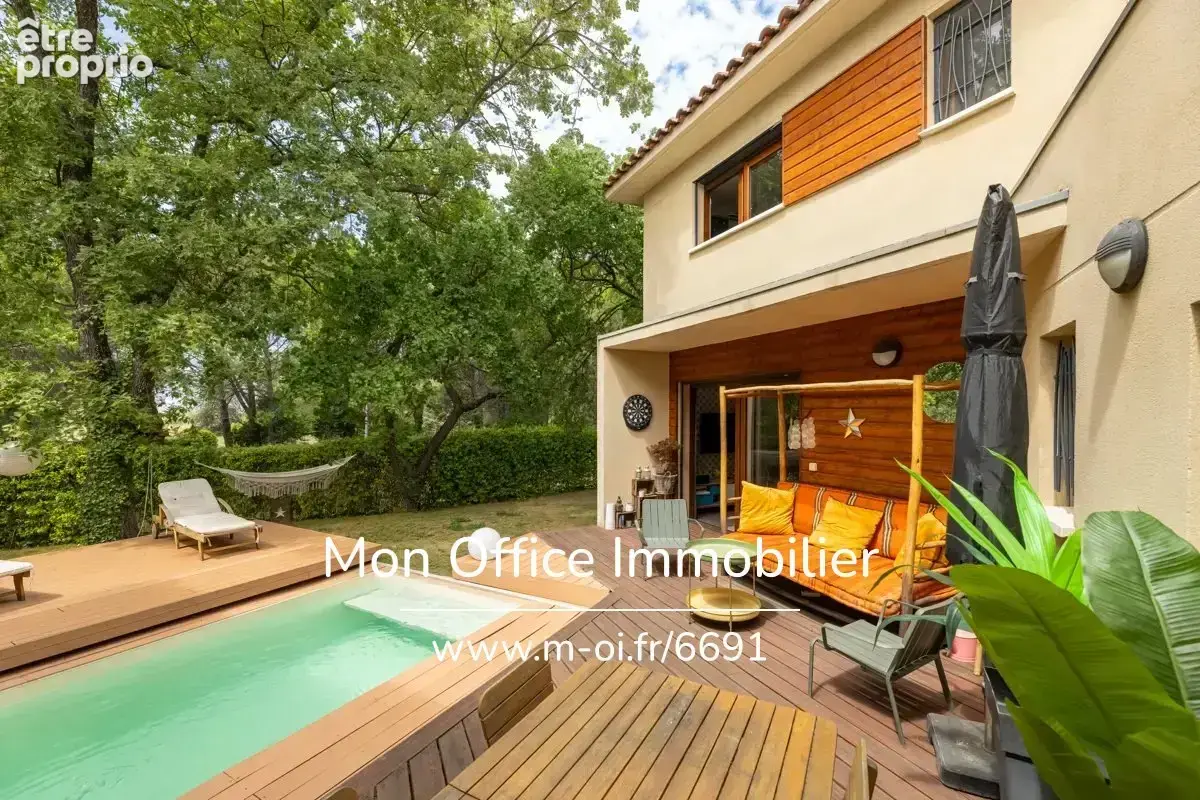 Référence : 7075-ABO - Saint-Cannat – Maison récente de 5 pièces avec jardin, piscine, garage + 3 places de stationnement privat - photo 14