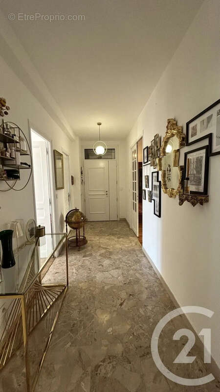 Appartement à CORTE