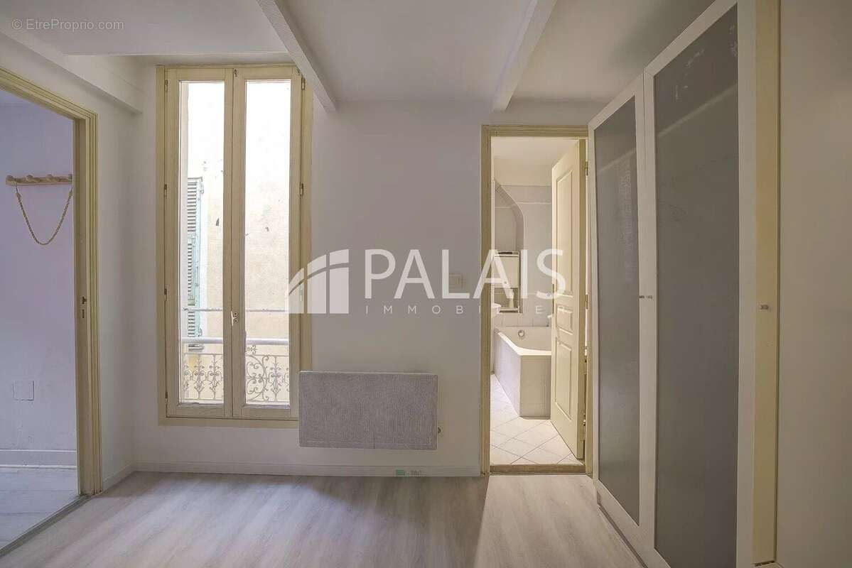 3 pièces avec Mezzanine Vieux Nice - photo 8