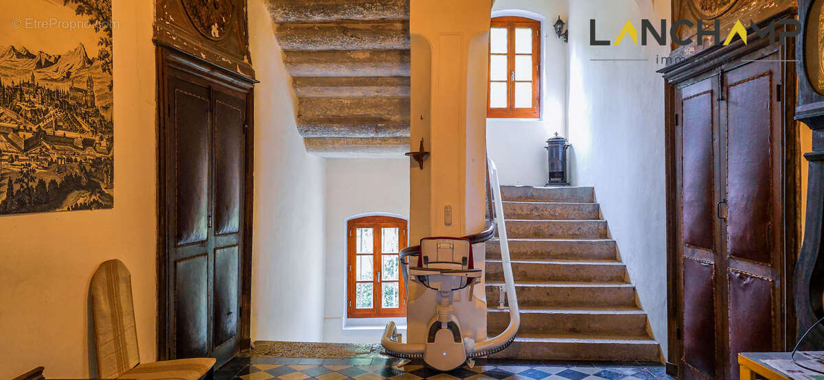 Maison à SEYSSEL