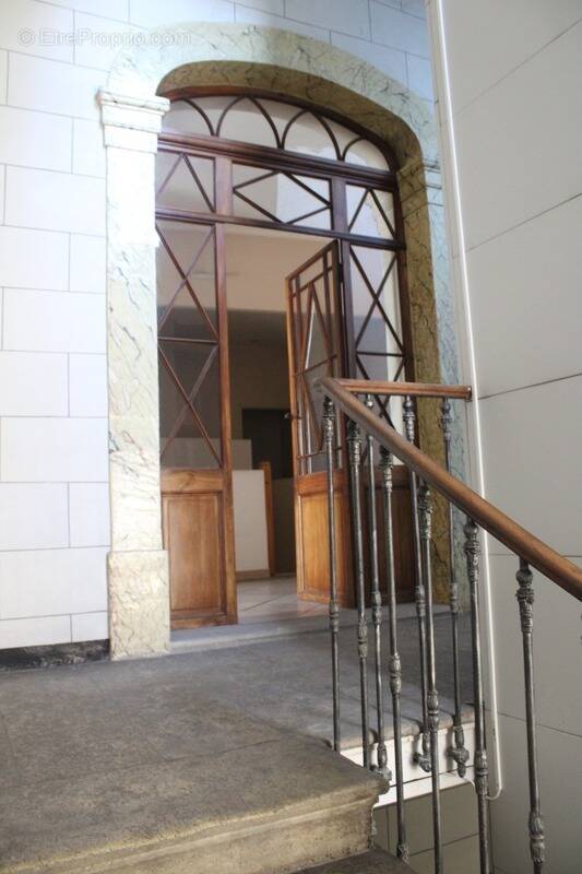 Appartement à LUNEL