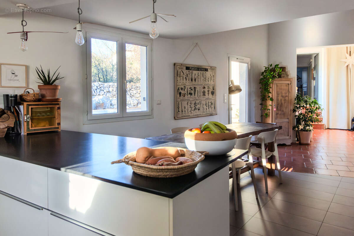 Maison à SAINT-MARTIN-DE-LONDRES