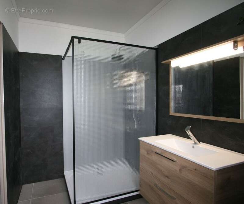 Maison à CHATEAUNEUF-LA-FORET