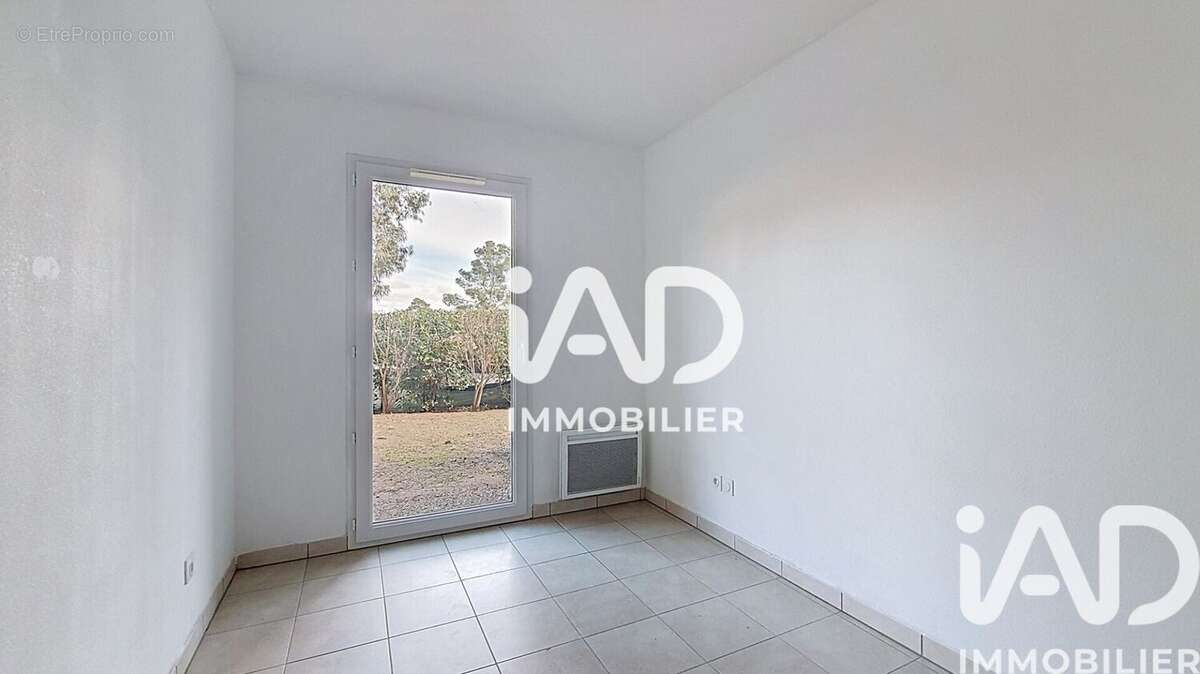 Photo 5 - Appartement à ROQUEBRUNE-SUR-ARGENS