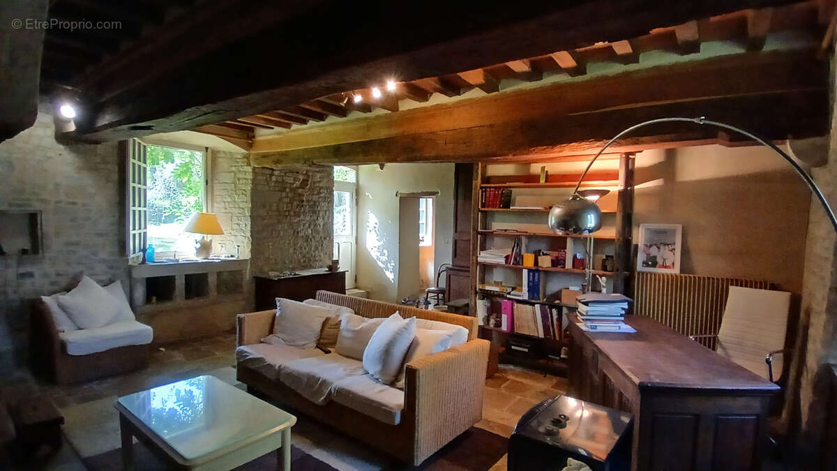 Maison à AUDOUVILLE-LA-HUBERT