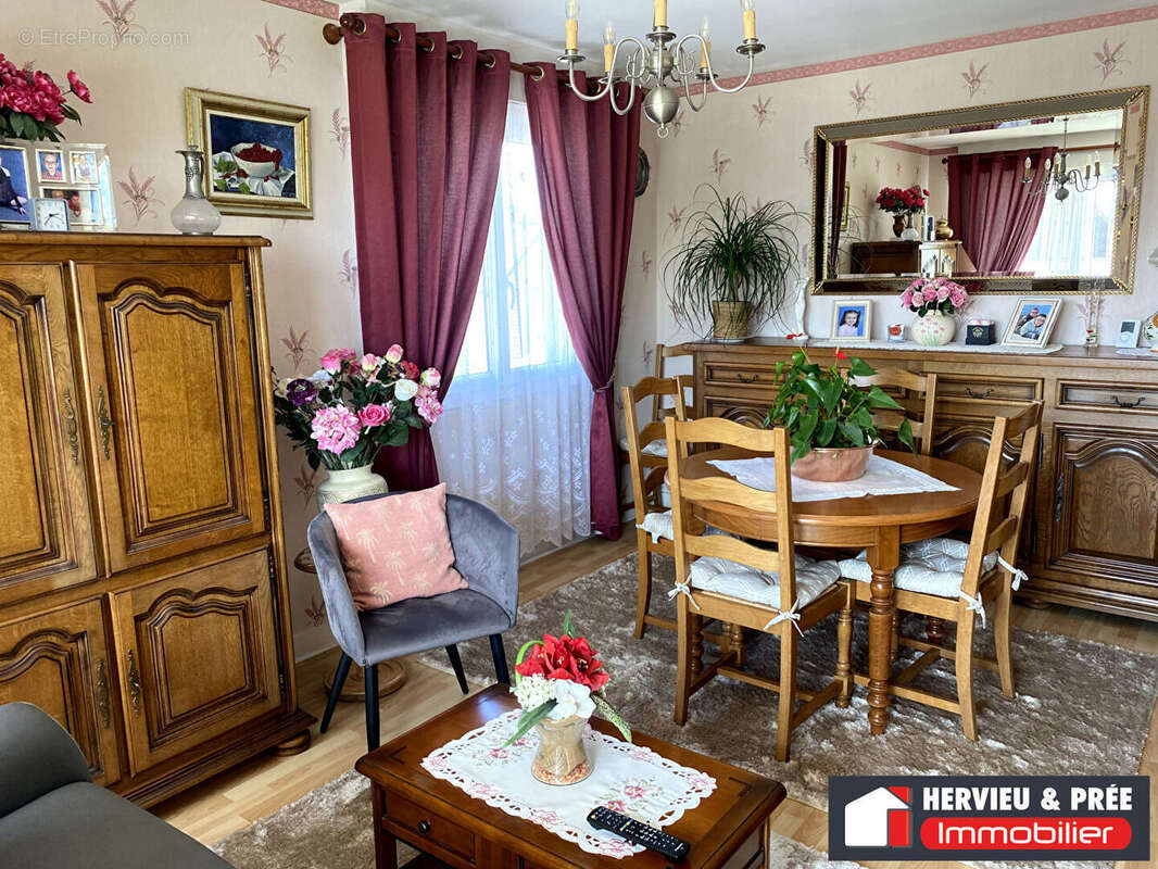 Appartement à OUISTREHAM